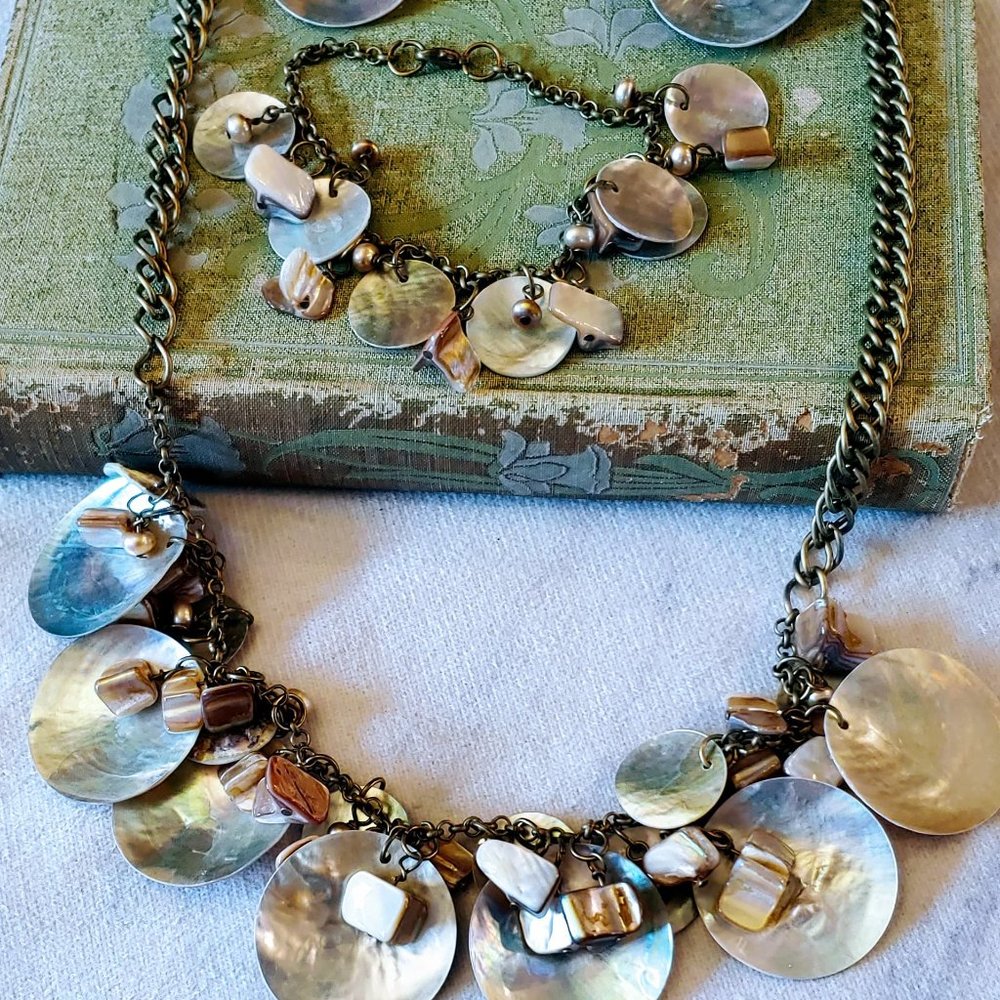 Sea Shell Necklace & Bracelet Set
